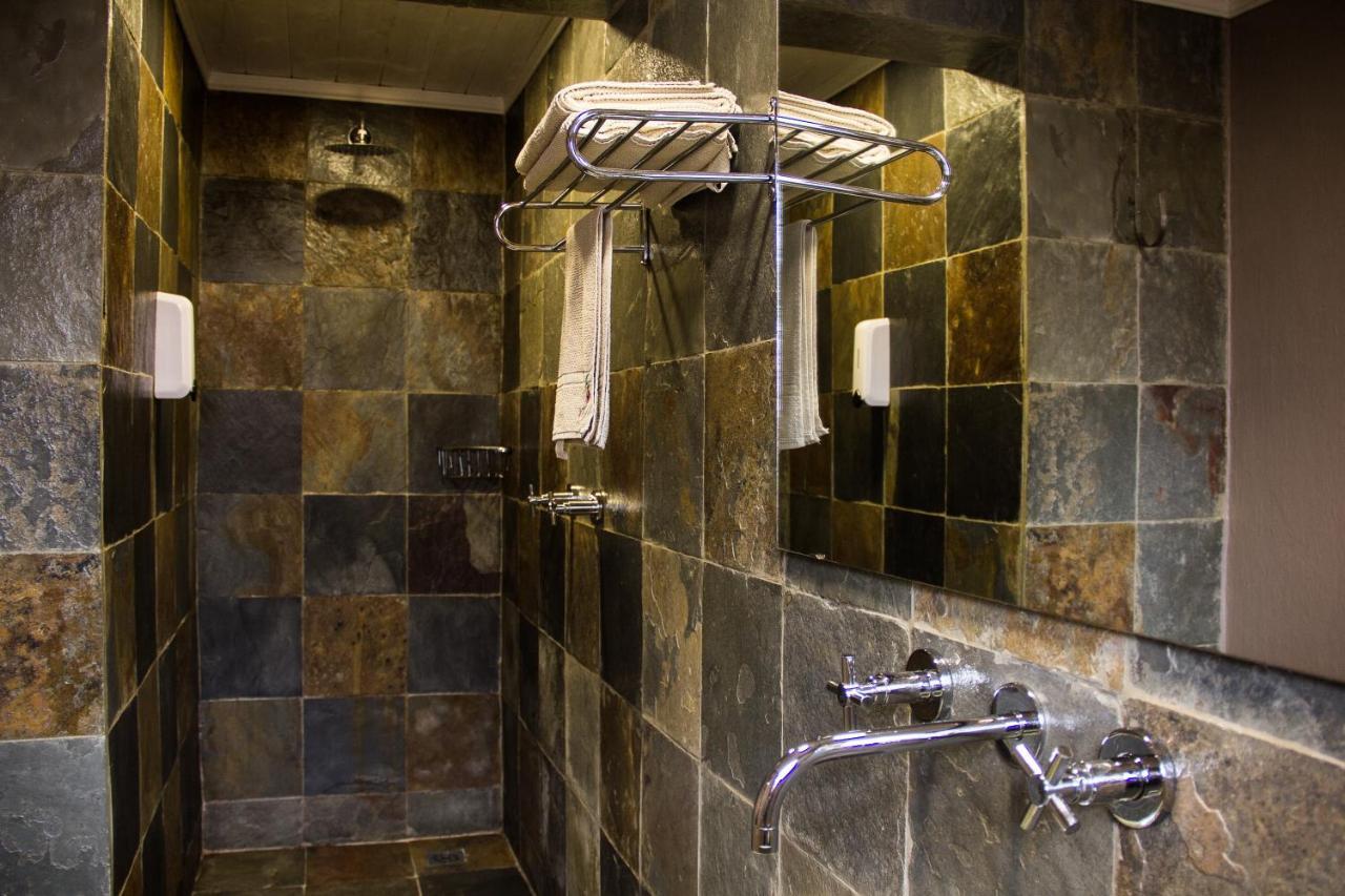 Hotel Bougainviller كامبالا المظهر الخارجي الصورة